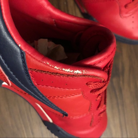 FILAS RED & NAVY BLUE TRIM SNEAKERS SIZE 4 - Picture 7 of 7